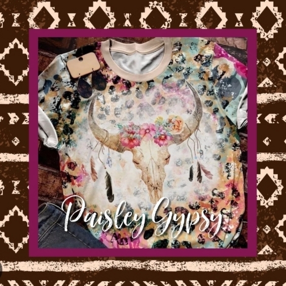 TIE DYE BULLS HEAD GYPSY STYLE TEE - Picture 1 of 8